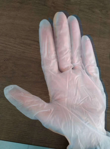Disposable PVC glove