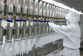 Cleaning process and precautions in clean room