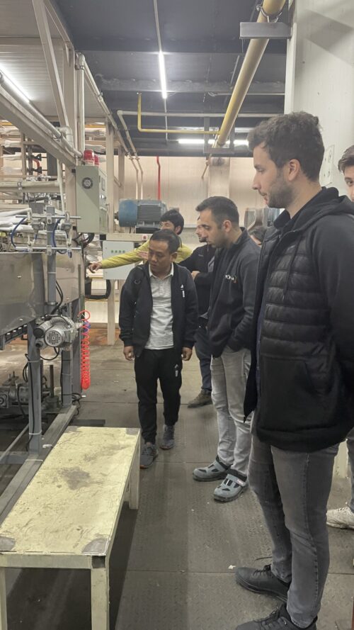 Kilang sarung tangan Turki